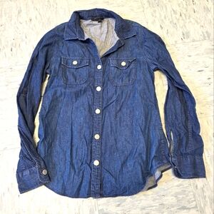 Banana Republic Factory Size Medium Denim Button Down Long Sleeve Blouse